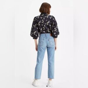Levi's Wedgie Straight Fit Jeans - Tango Fray Light Wash Distressed - Size 24
